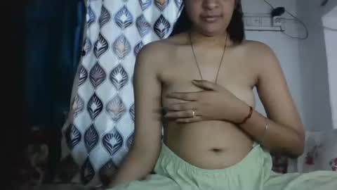 Snapshot of hotnsweetindian chatting on 03.29.26 lola online show from 03.29.26