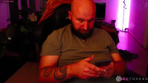 Snapshot of hotokar chatting on 04.17.26 Hotokkar online show from 04.17.26