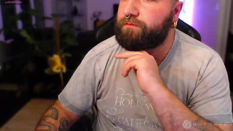 Snapshot of hotokar chatting on 04.19.26 Hotokkar online show from 04.19.26