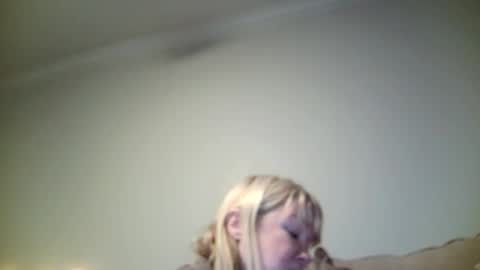 Snapshot of hotpepperrose chatting on 12.18.24 hotpepperose online show from 12.18.24