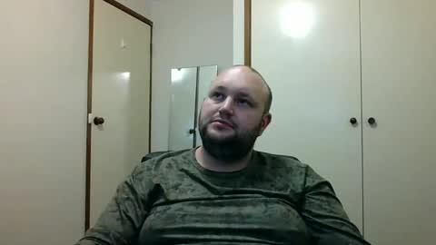 Snapshot of hotrodder323 chatting on 12.08.24 hotrodder323 online show from 12.08.24