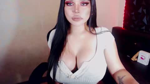 Marga Avery online show from 12.21.24