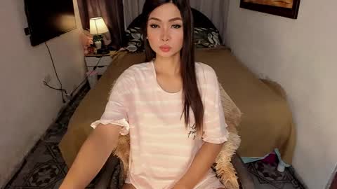 Snapshot of hotsherlene02 chatting on 02.18.26 SHERLENE BLACKWELL online show from 02.18.26