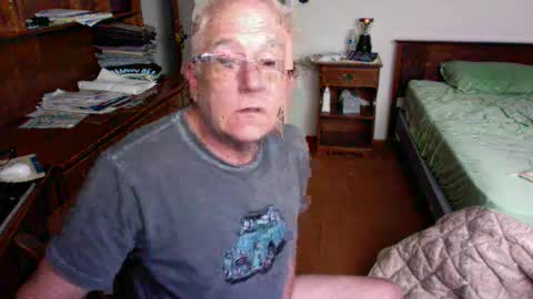 Snapshot of hotsilverdady chatting on 09.16.25 hotsilverdady online show from 09.16.25