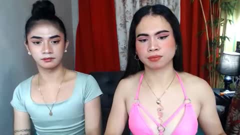 Snapshot of hotsinfulbabes_savana chatting on 05.13.26 Savana olala online show from 05.13.26