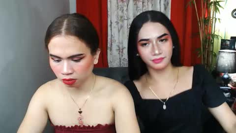 Snapshot of hotsinfulbabes_savana chatting on 05.22.26 Savana olala online show from 05.22.26