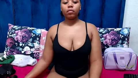 Snapshot of hotsmalltitsx chatting on 07.14.26 hotsmalltitsx online show from 07.14.26