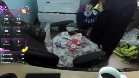 Snapshot of hotsummer1996 chatting on 01.11.26 hot online show from 01.11.26