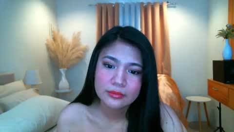 Snapshot of hotsweetangel00 chatting on 06.20.26 Sweet Angel online show from 06.20.26
