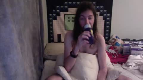 Snapshot of hott25guy chatting on 12.18.24 hott25guy online show from 12.18.24