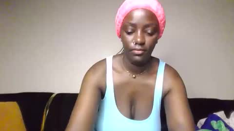 Amalia online show from 12.21.25