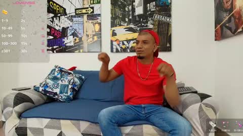 Snapshot of hott_asses chatting on 12.29.24 hott_asses online show from 12.29.24