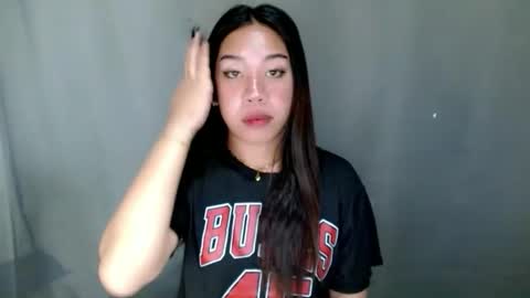 jelaigrande  online show from 04.15.26