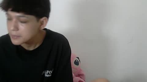 Snapshot of hott_cute69 chatting on 01.21.25 hott_cute69 online show from 01.21.25