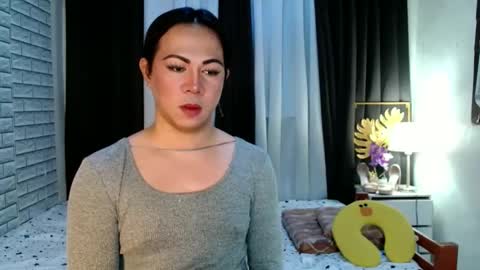 Alex Summer online show from 12.20.25