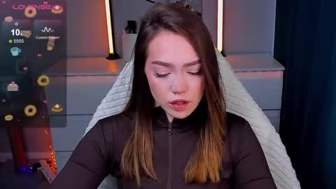 hello Im Eva online show from 03.28.26