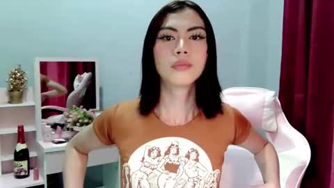 Snapshot of hottestdella69 chatting on 01.10.26 hottestdella69 online show from 01.10.26