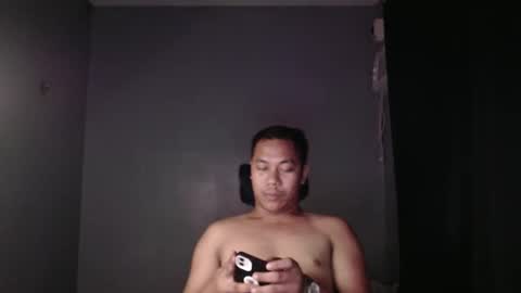 Snapshot of hottie_kyle69 chatting on 04.30.26 hottie_kyle69 online show from 04.30.26