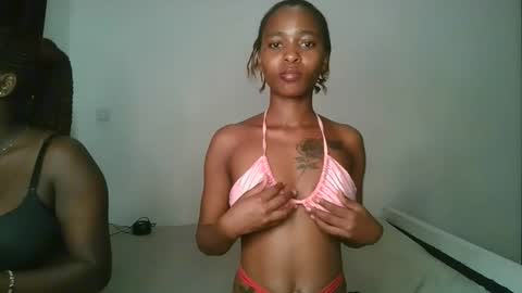 Snapshot of hottie_mistie chatting on 04.11.26 hottie_mistie online show from 04.11.26