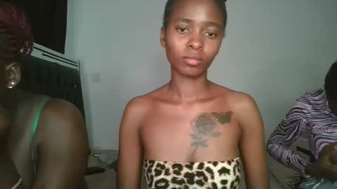 Snapshot of hottie_mistie chatting on 04.25.26 hottie_mistie online show from 04.25.26