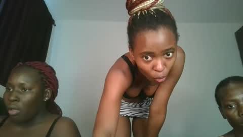 Snapshot of hottie_mistie chatting on 05.18.26 hottie_mistie online show from 05.18.26