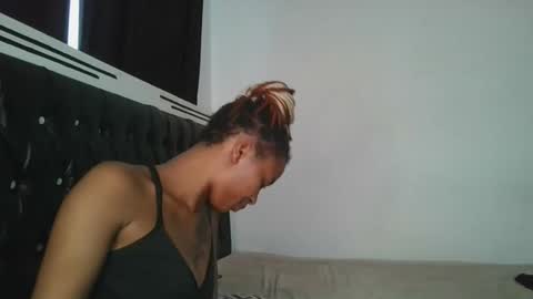 Snapshot of hottie_mistie chatting on 05.21.26 hottie_mistie online show from 05.21.26