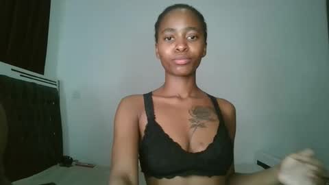 Snapshot of hottie_mistie chatting on 05.31.26 hottie_mistie online show from 05.31.26