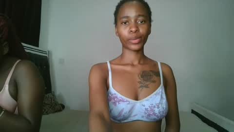 Snapshot of hottie_mistie chatting on 06.12.26 hottie_mistie online show from 06.12.26