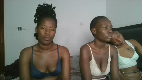 Snapshot of hottie_mistie chatting on 06.27.26 hottie_mistie online show from 06.27.26