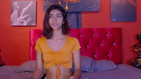 Snapshot of hottie_veronica chatting on 04.19.26 Veronica independent model online show from 04.19.26