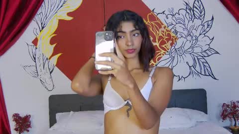 Snapshot of hottie_veronica chatting on 04.25.26 Veronica independent model online show from 04.25.26