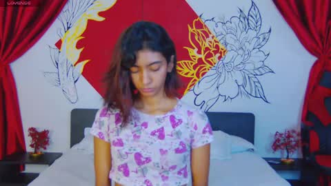 Snapshot of hottie_veronica chatting on 05.03.26 Veronica independent model online show from 05.03.26