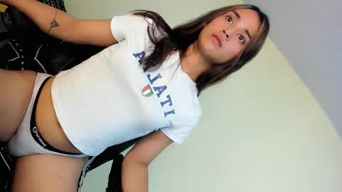 Snapshot of hottiekiraa chatting on 01.31.26 hottiekiraa online show from 01.31.26