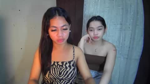 Snapshot of hottiescummerx chatting on 12.13.24 N I C A online show from 12.13.24