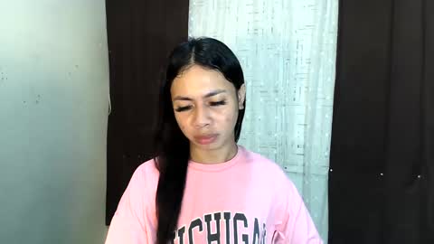 Snapshot of hottiescummerx chatting on 01.03.25 N I C A online show from 01.03.25