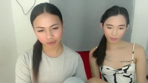 Snapshot of hottiescummerx chatting on 10.14.25 N I C A online show from 10.14.25