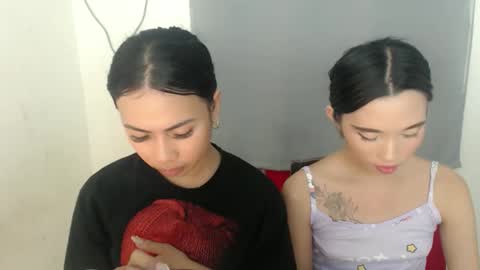 Snapshot of hottiescummerx chatting on 10.16.25 N I C A online show from 10.16.25