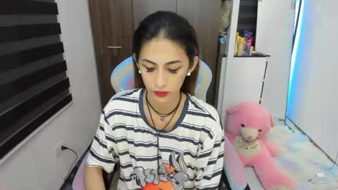 Snapshot of hottietrinity chatting on 02.21.25 YOUR ONE AND ONLY TRINITY online show from 02.21.25