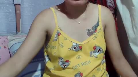 Snapshot of hottpinayz chatting on 01.04.25 hottpinayz online show from 01.04.25