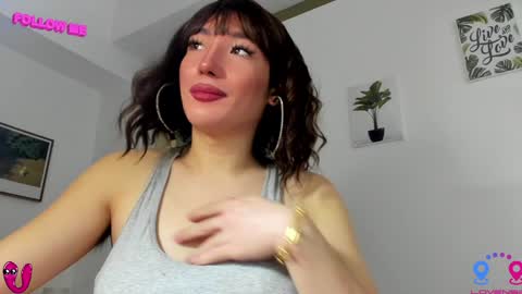 crishinahotty online show from 12.02.24