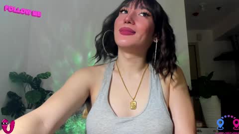 crishinahotty online show from 01.25.25