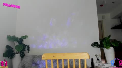 crishinahotty online show from 01.25.25