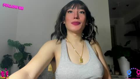 crishinahotty online show from 01.27.25