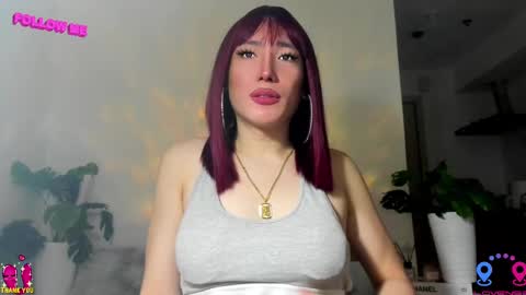 crishinahotty online show from 02.12.25