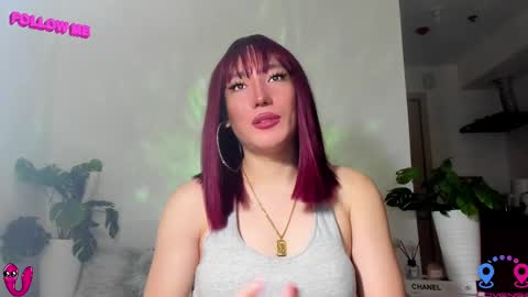 crishinahotty online show from 02.13.25