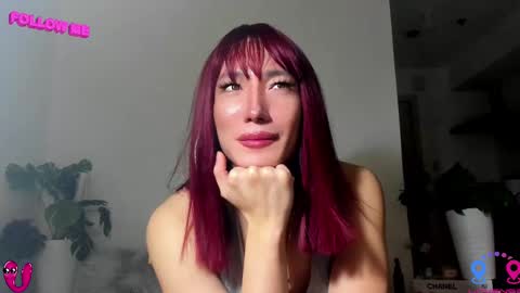 crishinahotty online show from 02.14.25