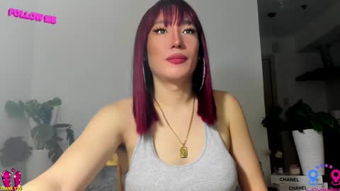 crishinahotty online show from 02.15.25