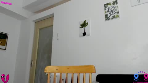 crishinahotty online show from 09.24.25