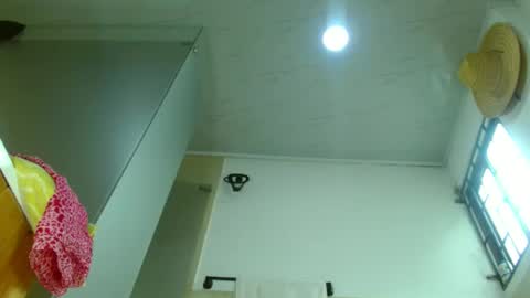 Snapshot of hottymilf69xxx chatting on 06.20.26 Mary online show from 06.20.26