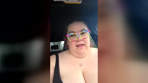 Snapshot of hotwife4685 chatting on 06.22.26 hotwife4685 online show from 06.22.26